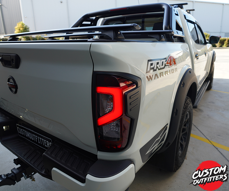 4WD 4x4 Steel Auto Car Front Bumper Guard Bull Bar for Toyota Hilux Revo Mitsubishi L200 Pajero Ford Ranger F-150 2021 2022 2023