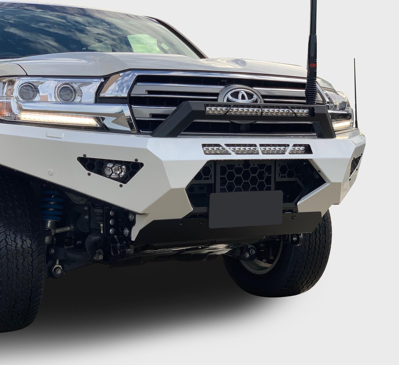 Braked towing capacity in the USA is 3628kg for the GX550 Premium and Premium+, along with the Overtrail and Overtrail