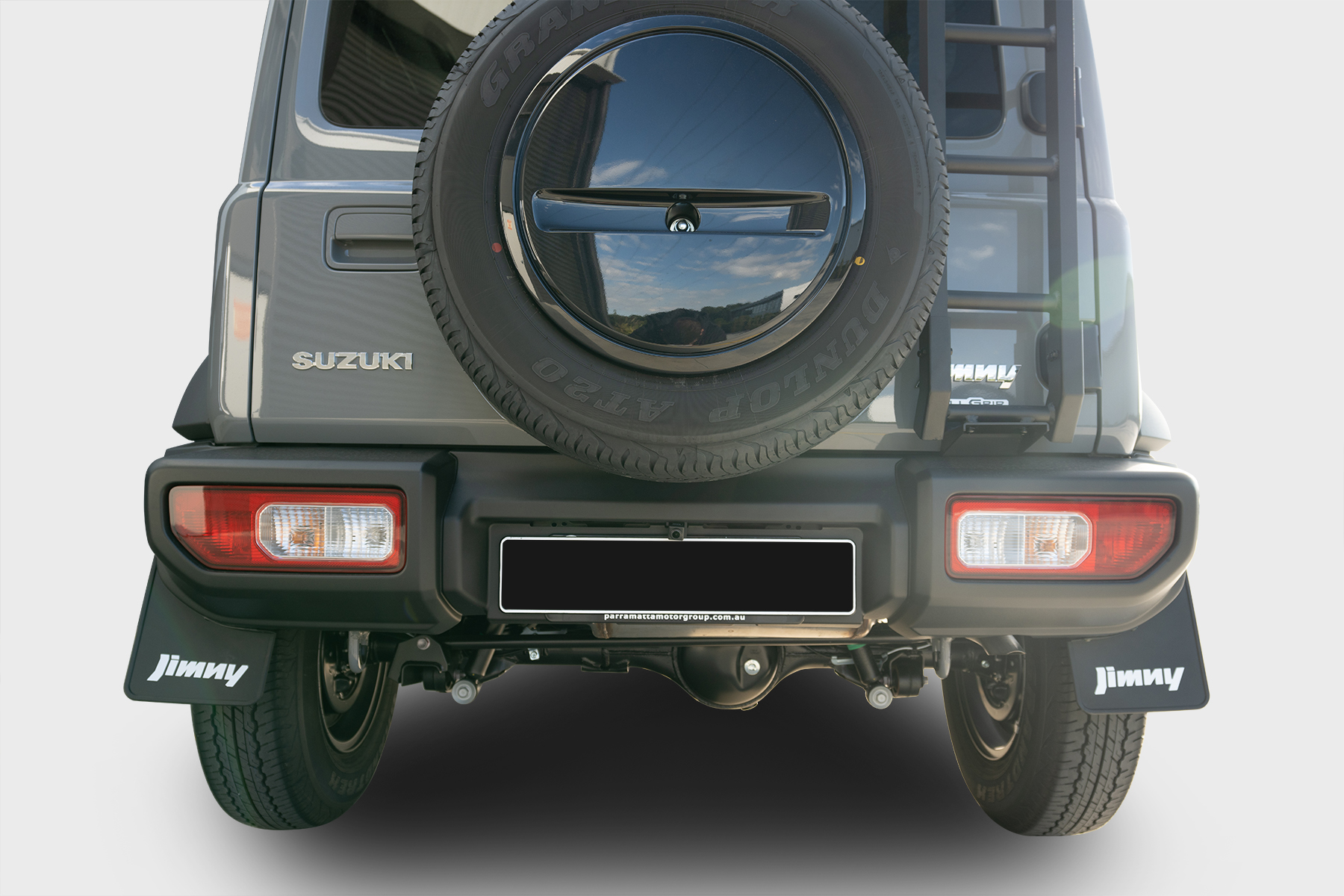 engagement of 4WD transmission mode and the switch from one gearing range to another is performed by a dedicated transfer case mechanical unit