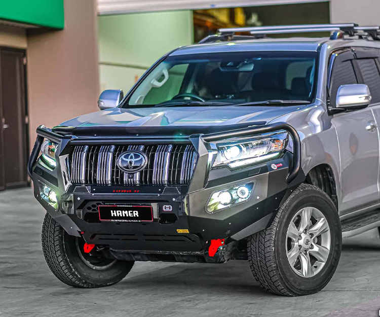 Ford Ranger that pulls ahead to win this comparison, thanks to its more well-rounded ride and handling and better interior layout and infotainment menus.