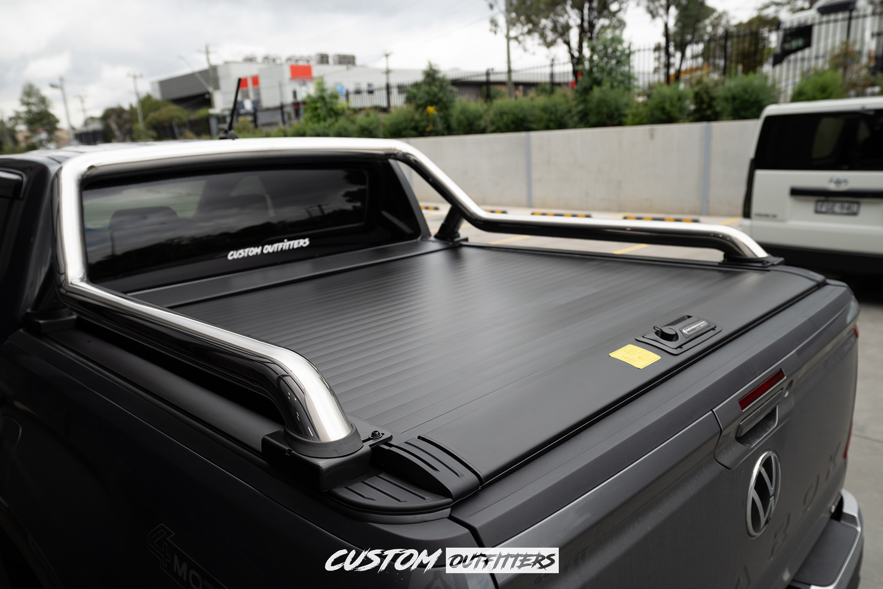 Black Venom Manual Roller Shutter & Sports Bar Adapter Kit to suit Next Gen Volkswagen Amarok 2023-2026