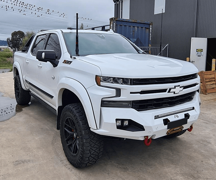 From hitching to driving to parking, Silverado offers advanced camera technologies that are designed to help make your towing job easier from start to finish. Available on Silverado LT, RST, LT Trail Boss, LTZ, ZR2 and High Country.