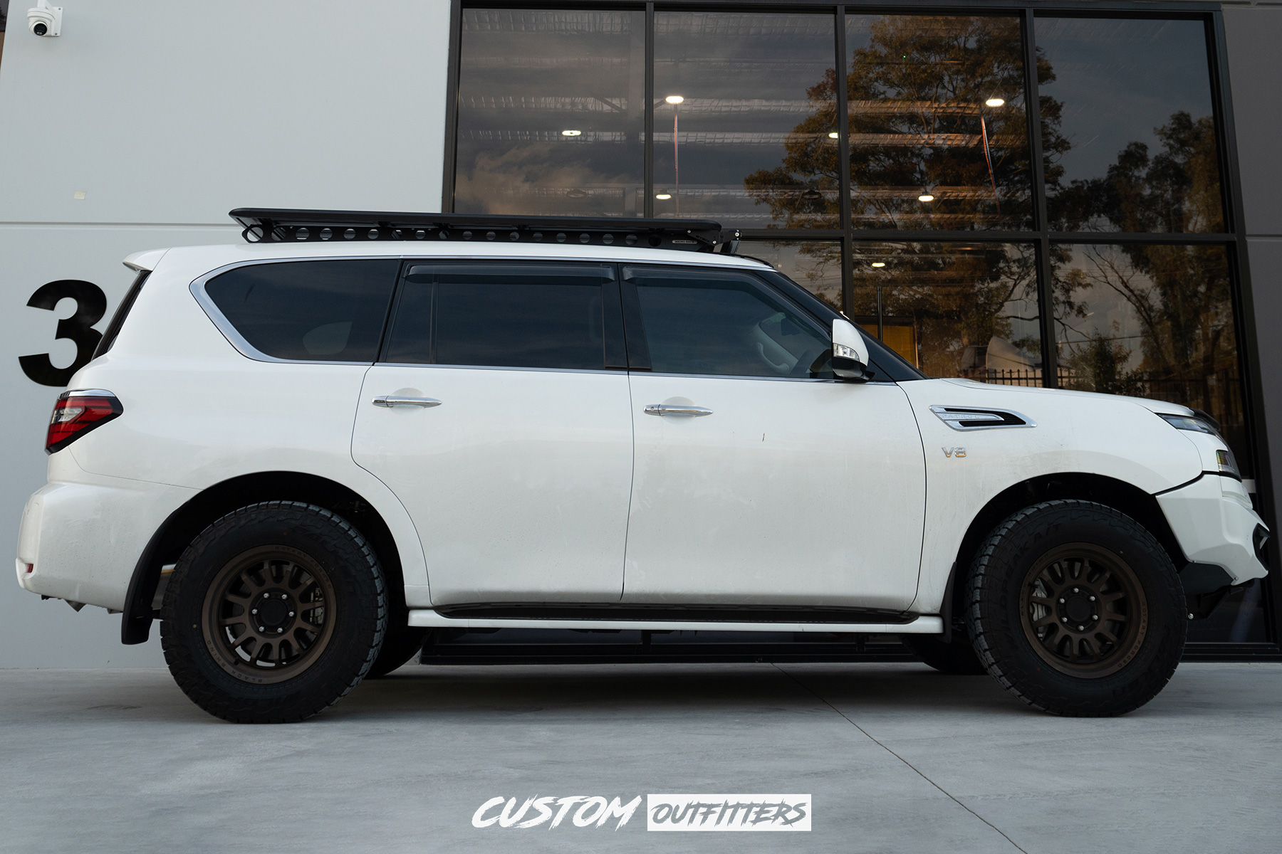 Nissan Patrol Y62 Series 5 Build