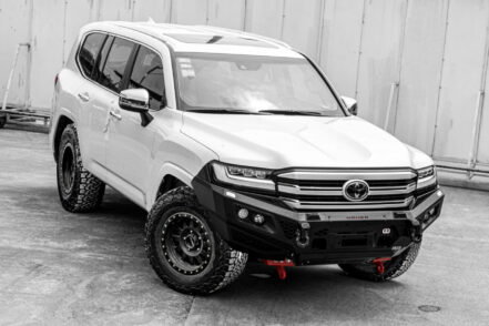 Hamer King Series Bull Bar (Low Loop) for Toyota Landcruiser 300 Series 2021-2024