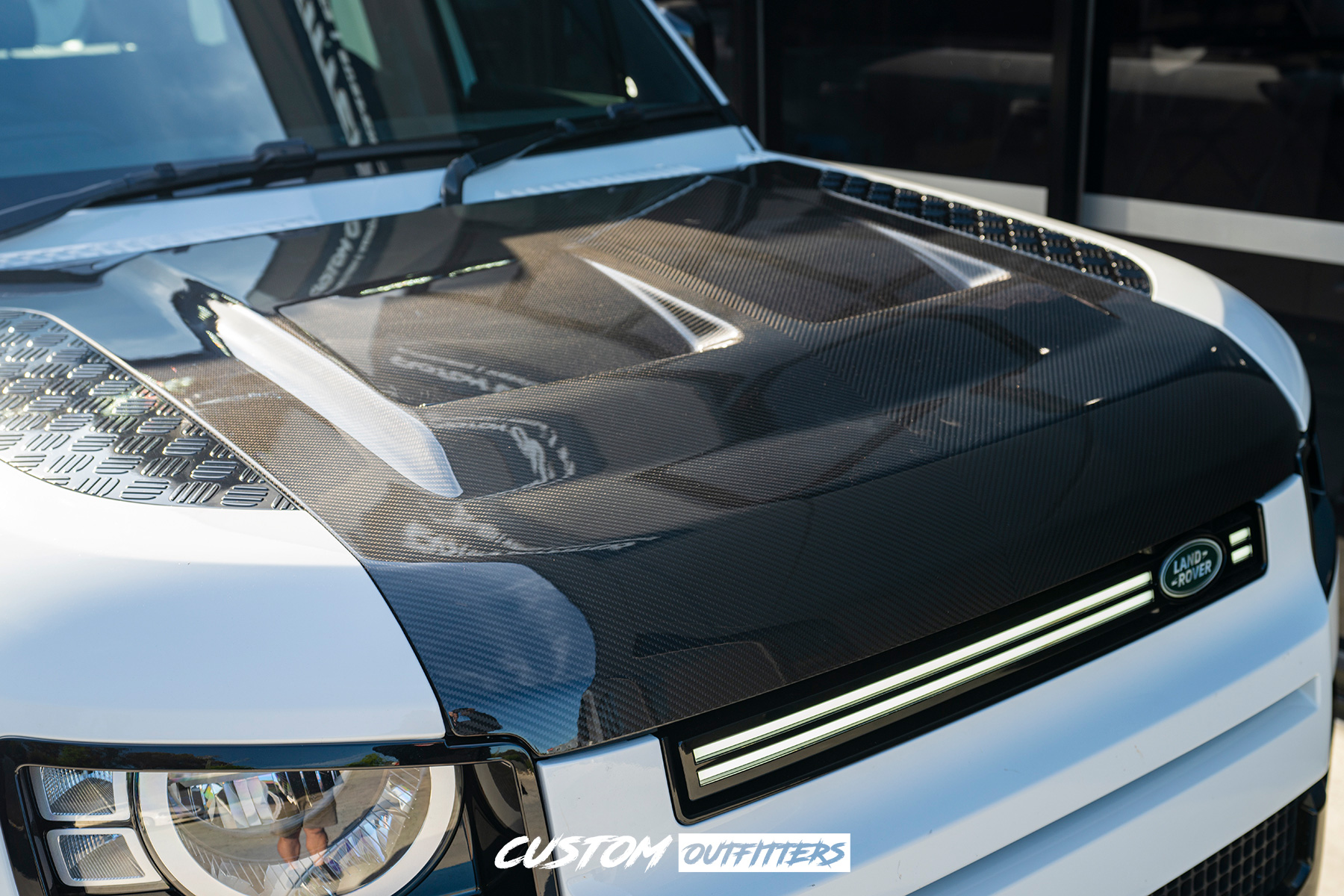 Black Venom LED Grille Kit to suit Landrover Defender 90/110/130 Series (2021-2025) - Image 3