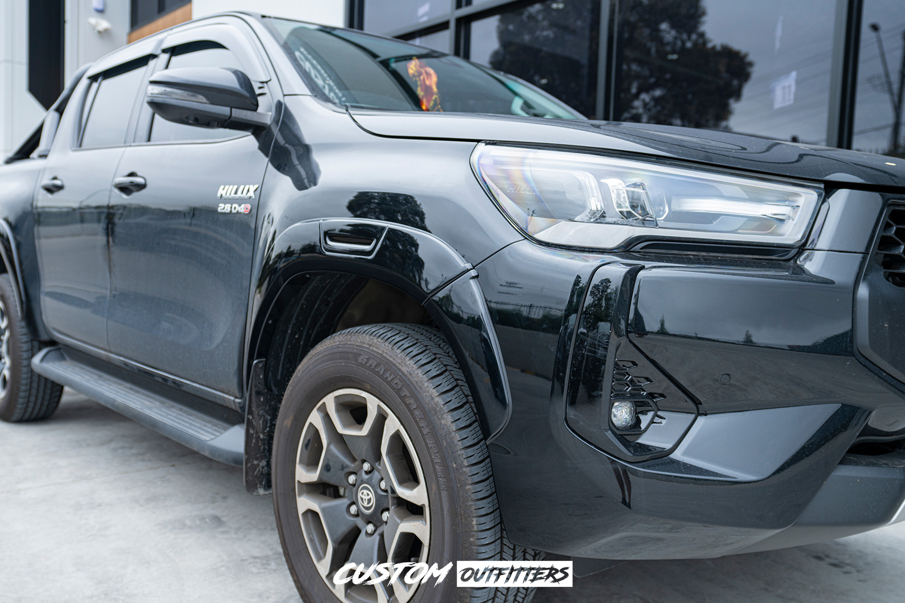 Toyota Hilux SR5 Build