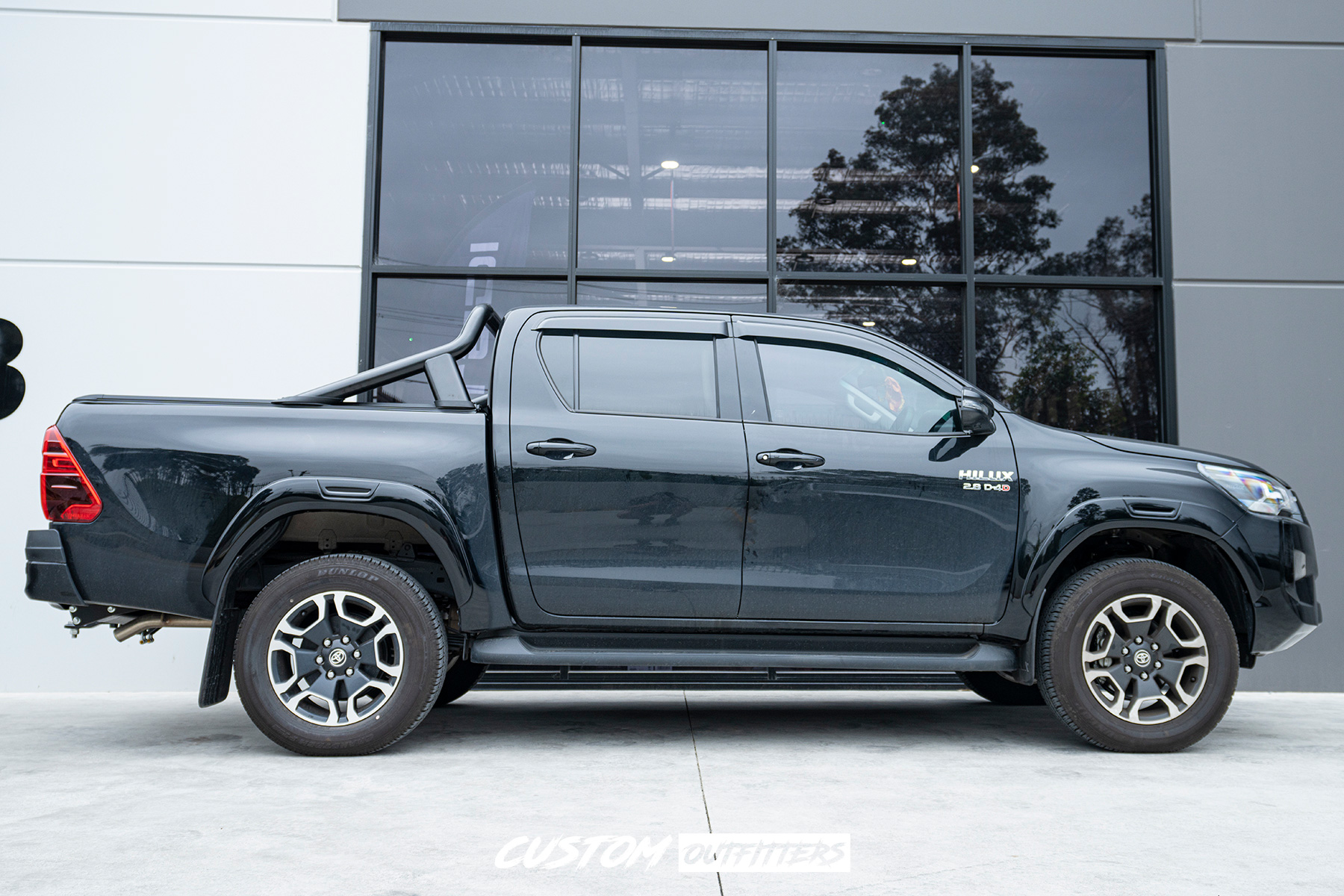 Toyota Hilux SR5 Build
