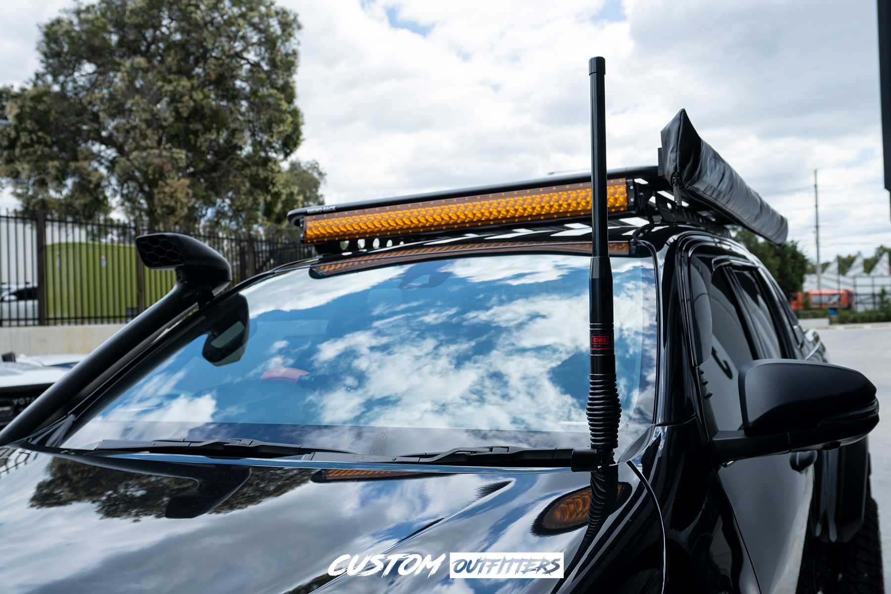 Toyota Hilux Rogue Build