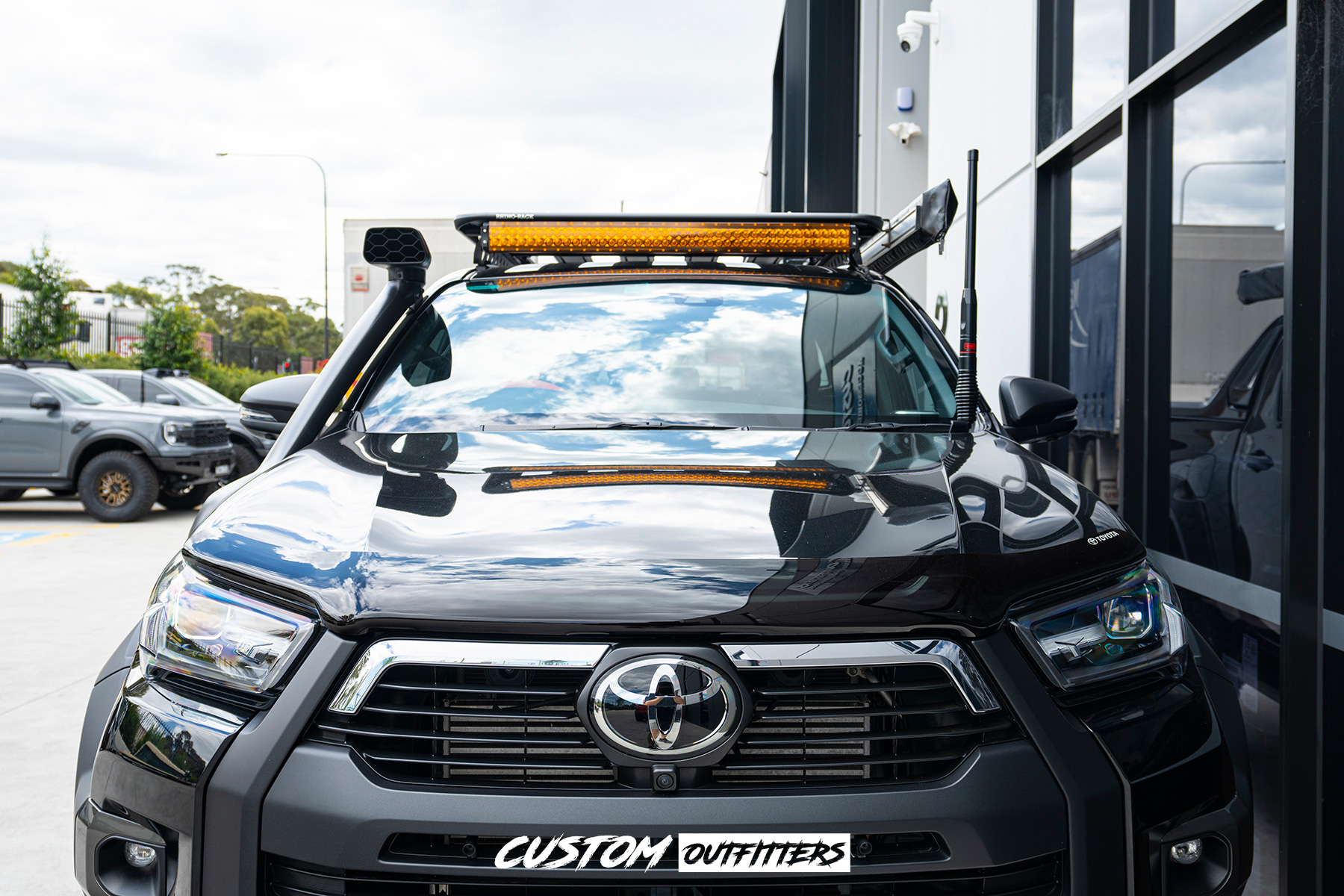 Toyota Hilux Rogue Build