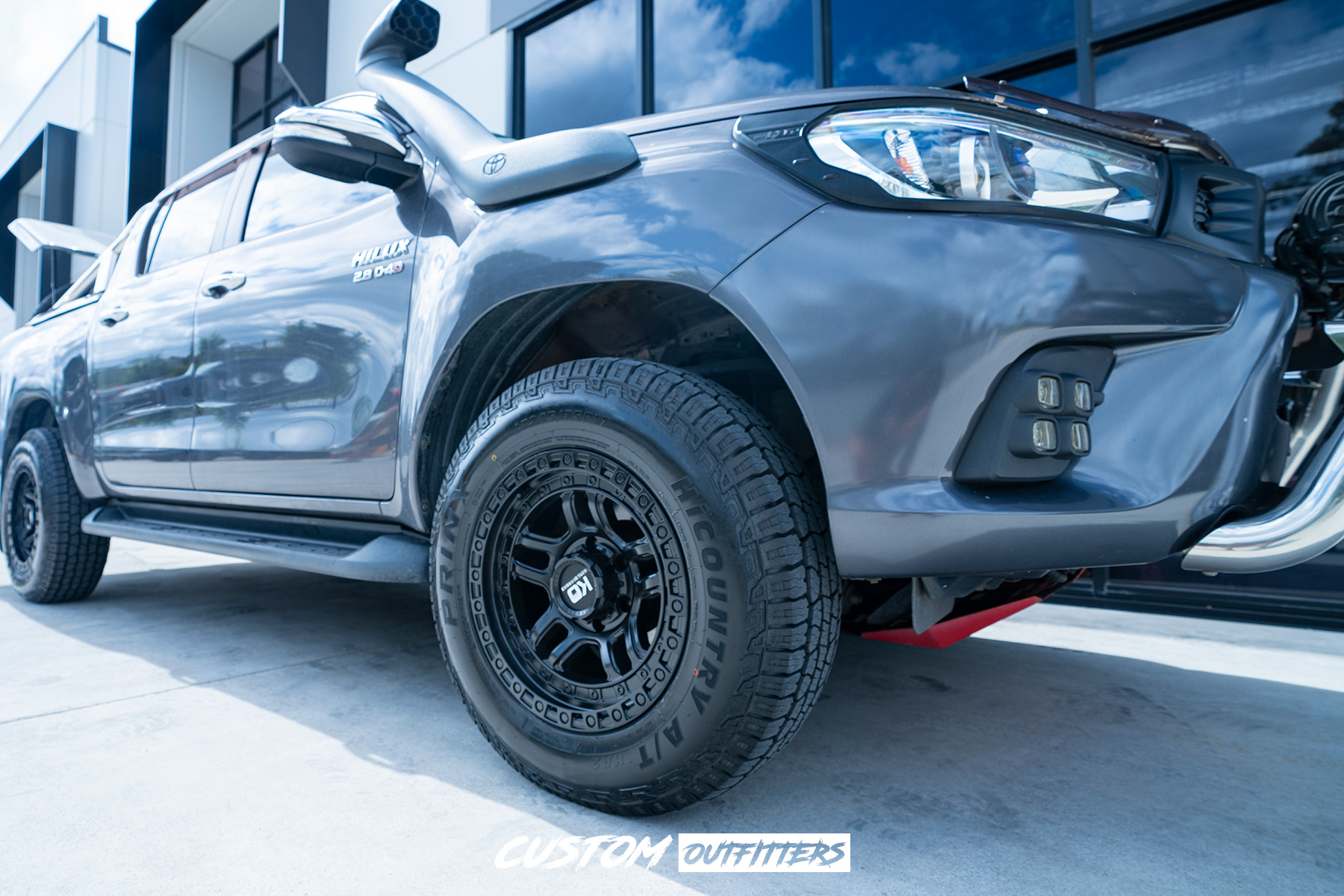 Toyota Hilux SR5 Build