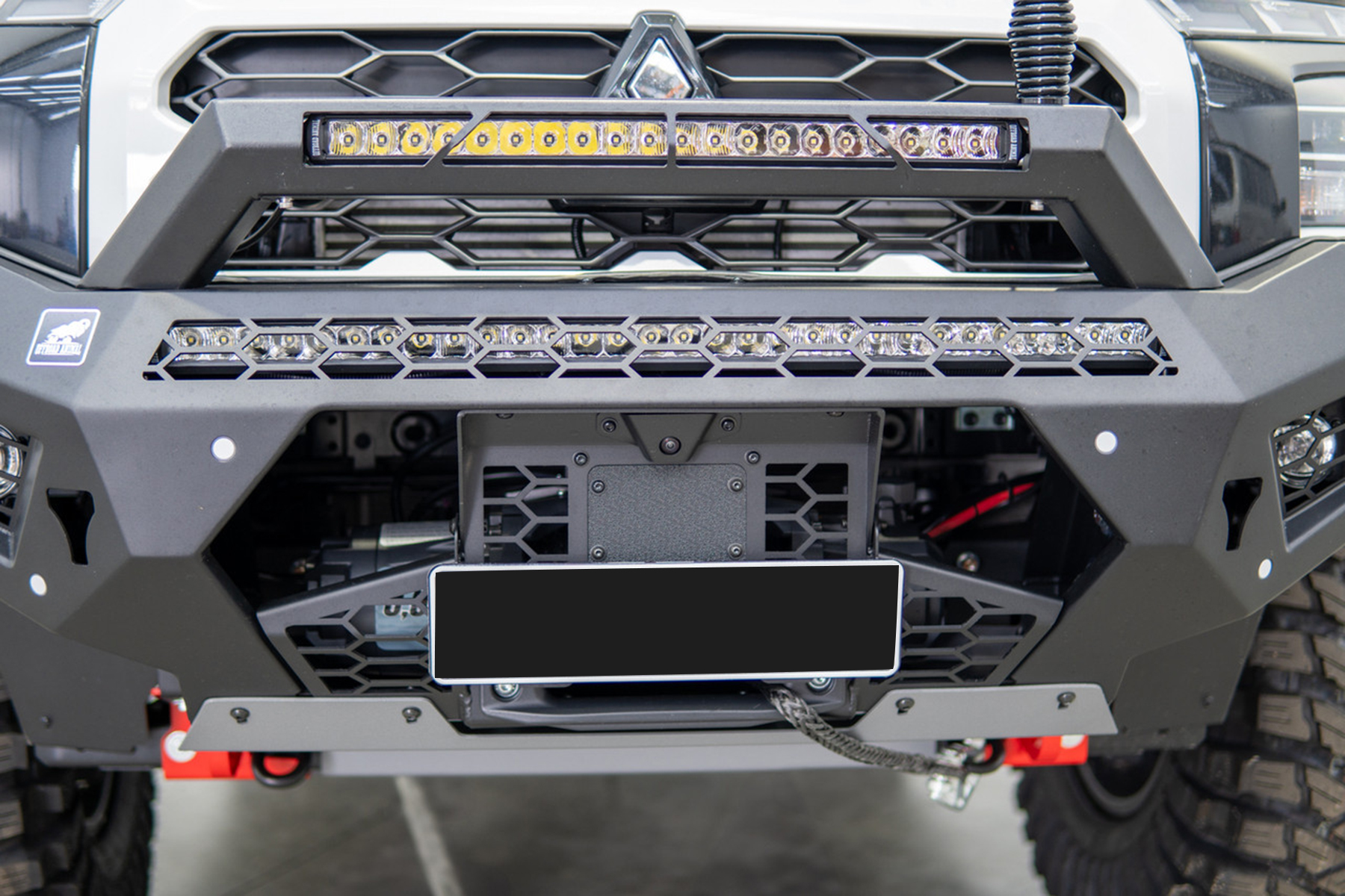 Offroad Animal Predator Bull Bar & Light Bar l Mitsubishi Triton MV (2024-2026) - Image 5