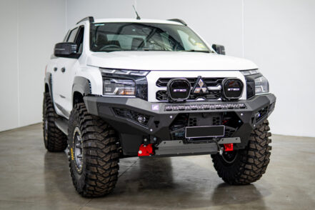 Offroad Animal Predator Bull Bar & Light Bar l Mitsubishi Triton MV (2024-2026)