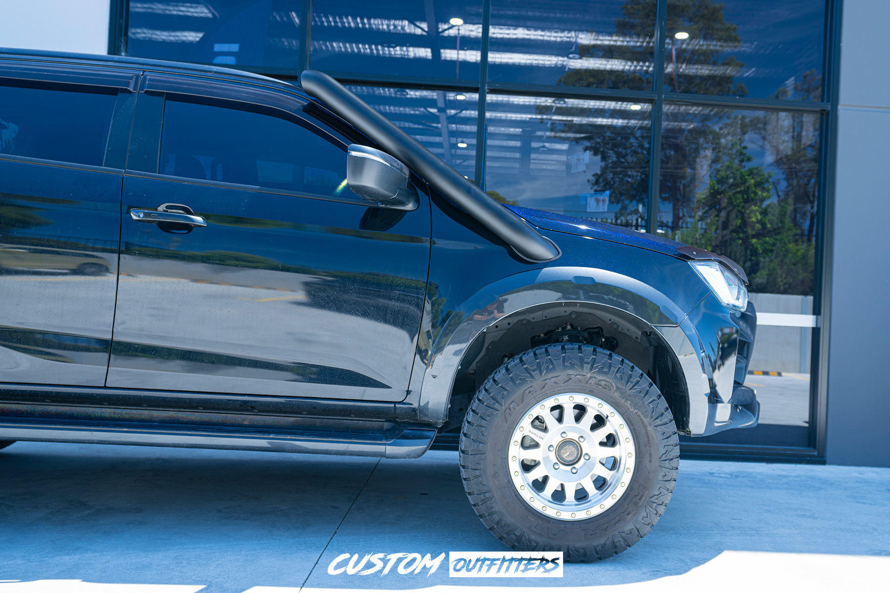 Isuzu Dmax Build
