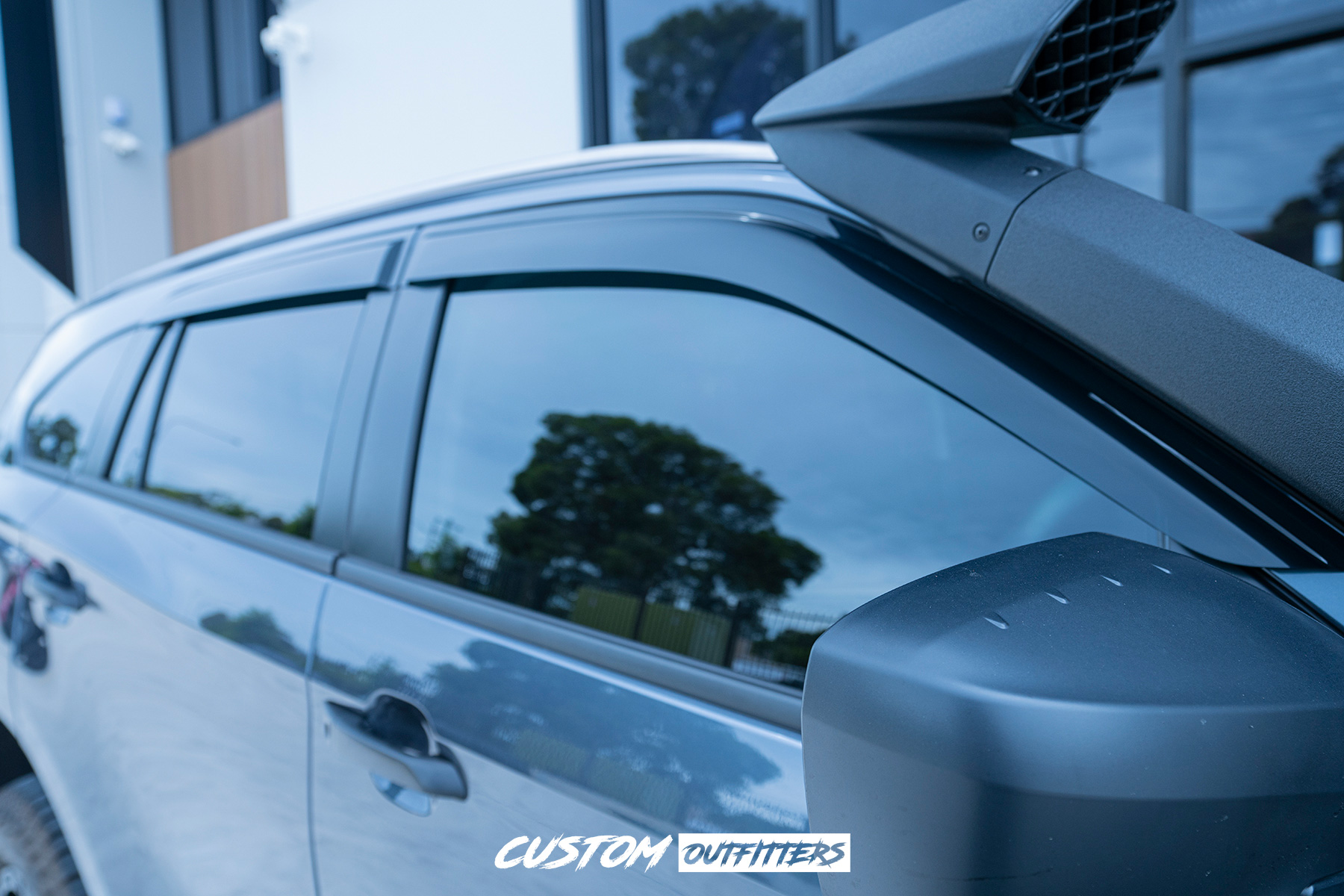 Isuzu MUX 2024 Build