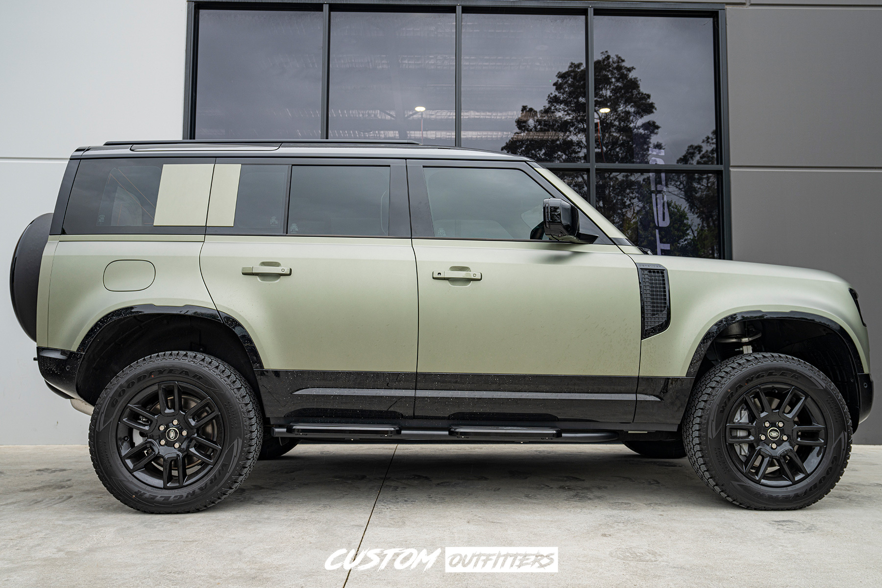 Landrover Defender 110 Build