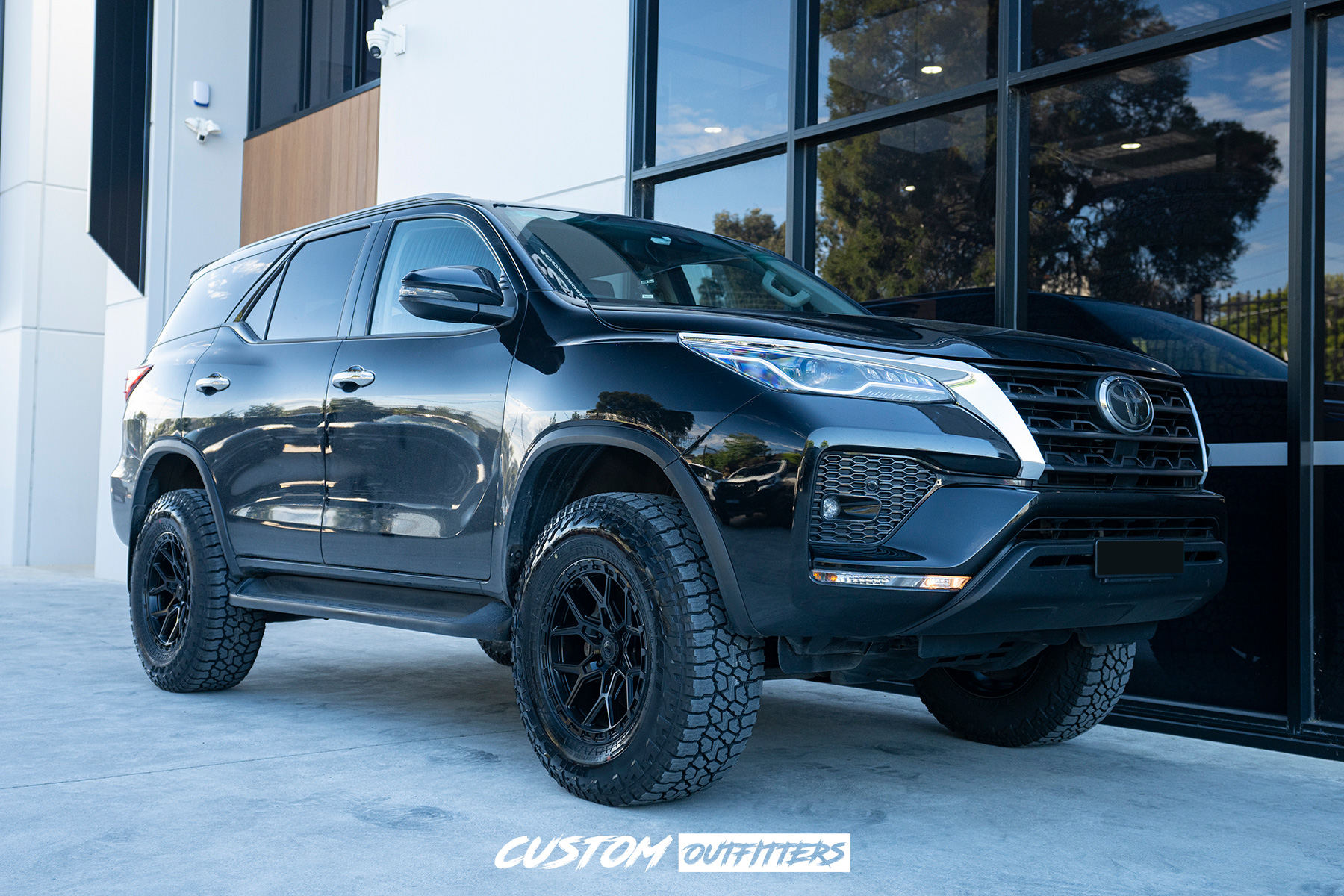 Toyota Fortuner Build