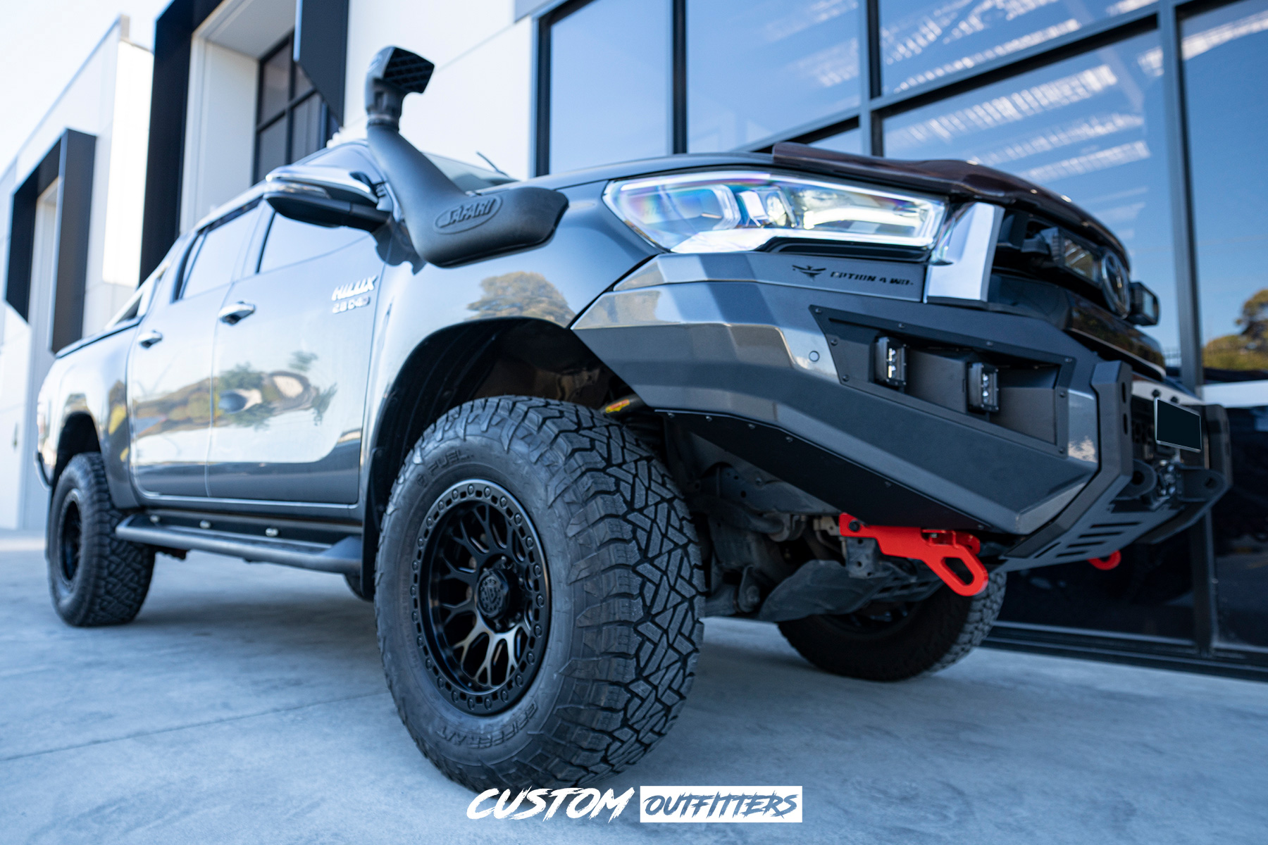 Toyota Hilux SR5 Build