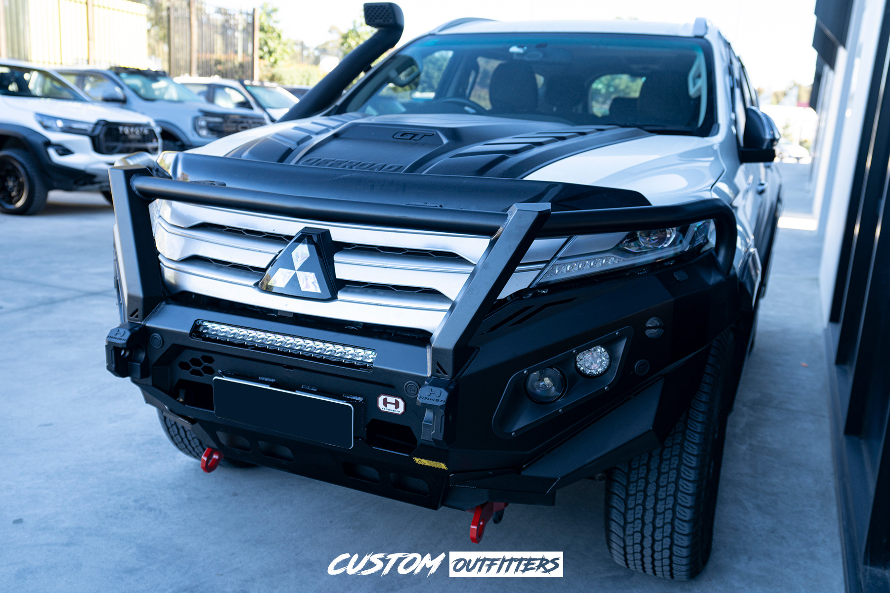 Mitsubishi Pajero Sport Build