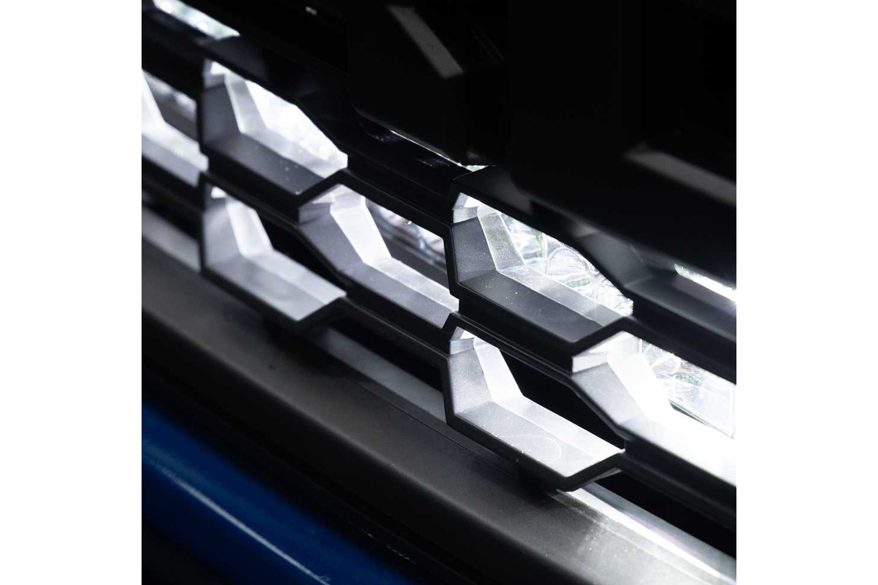 ALTIQ Next Gen Raptor 32" Light Bar Kit - Image 3
