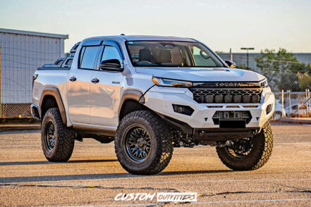 Vikor Diablo Bull Bar & Light Bar Kit for Toyota Hilux N90