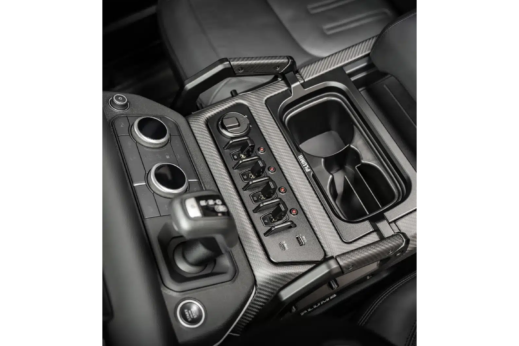 Plumb l Landrover Defender L663 M-One Series Central Control AUX Switch System - Image 2