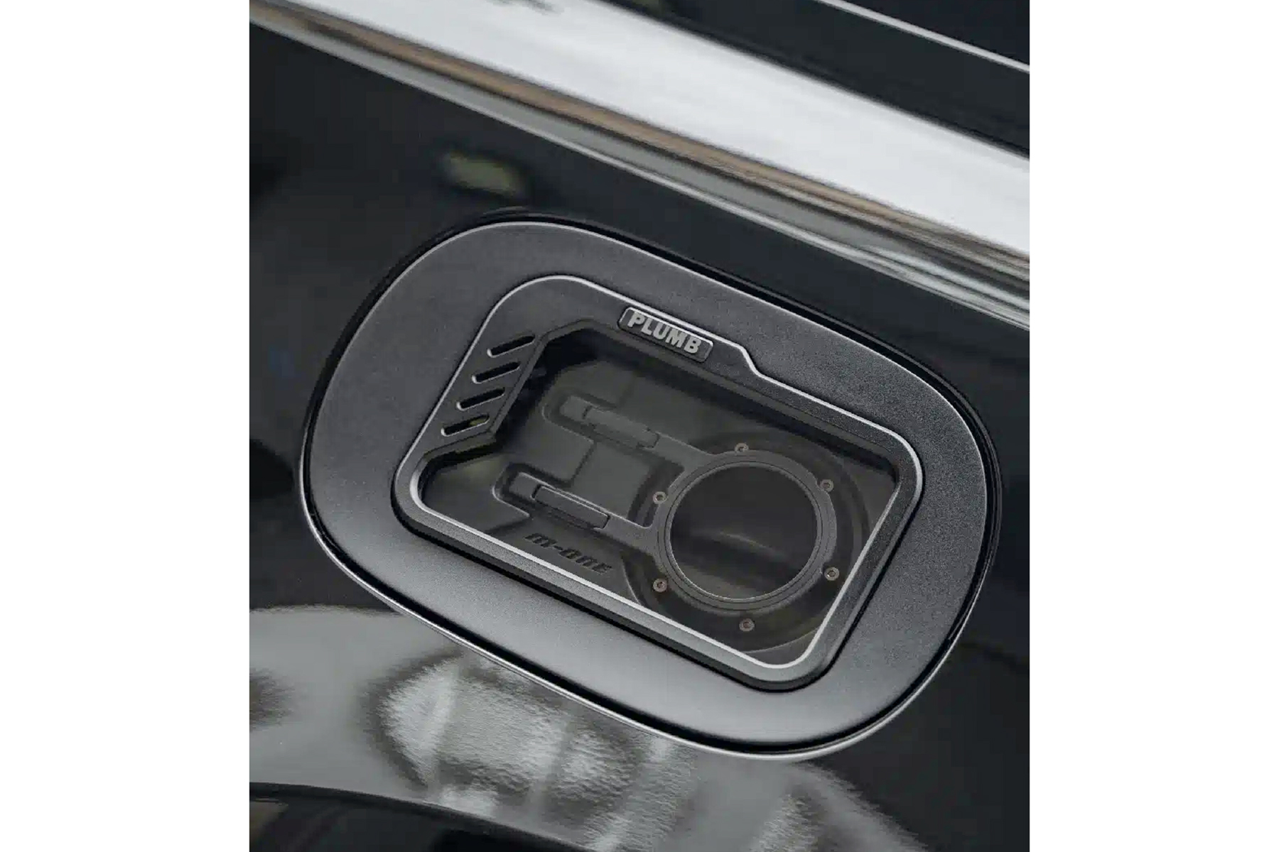 Plumb l Landrover Defender L663 M-One Series Petrol Cap (110 & 130 Series Only) - Image 6