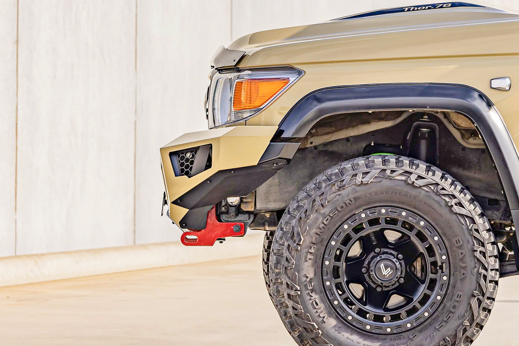 Ironman Raid Bull Bar & Lights Kit for Toyota Landcruiser 79 Series (2007-2024) - Image 3