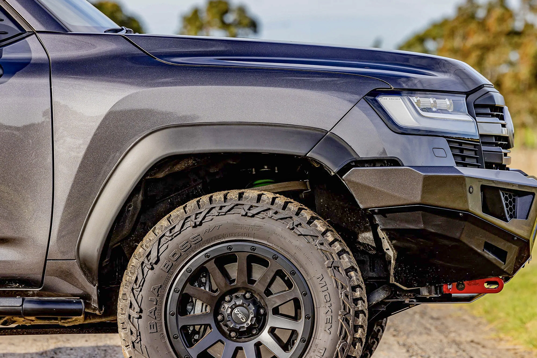 Ironman Raid Bull Bar & Lights Package for Toyota Landcruiser 300 Series - Image 3
