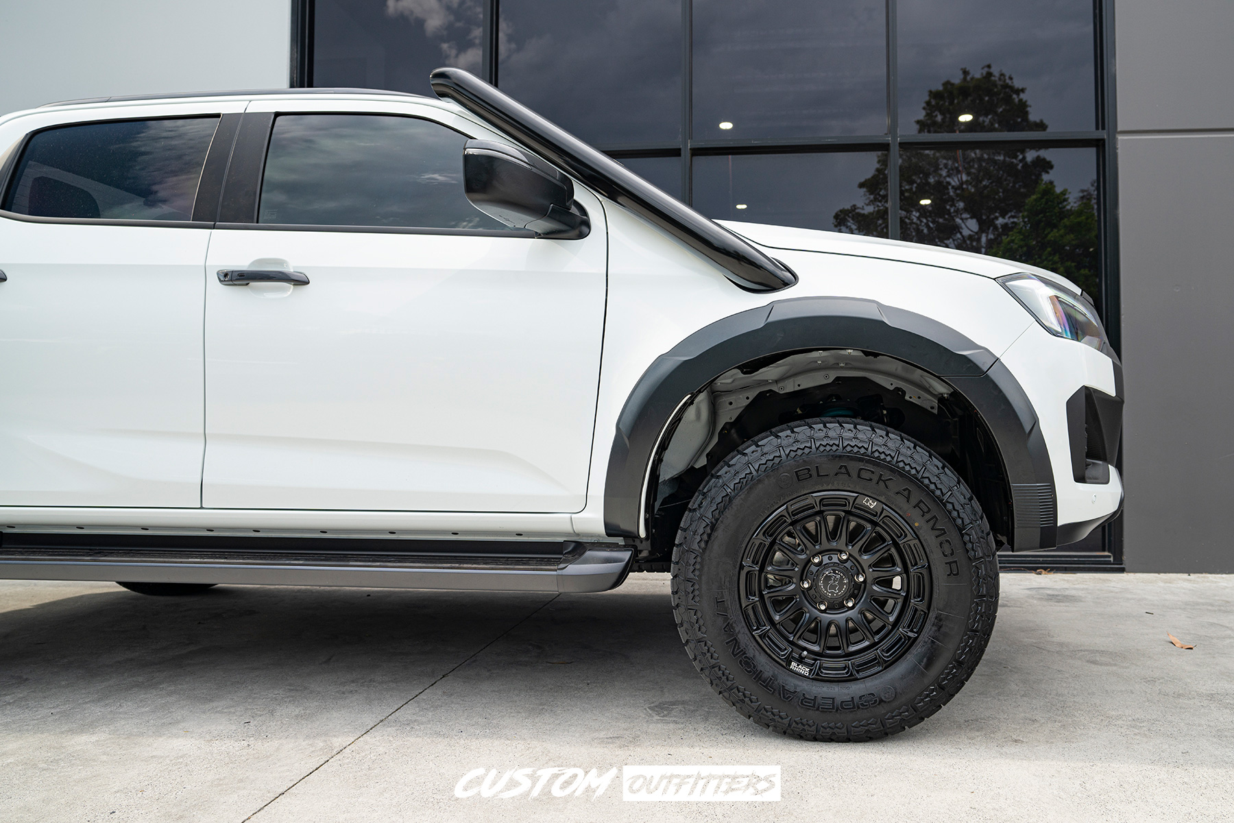 Isuzu Dmax Build