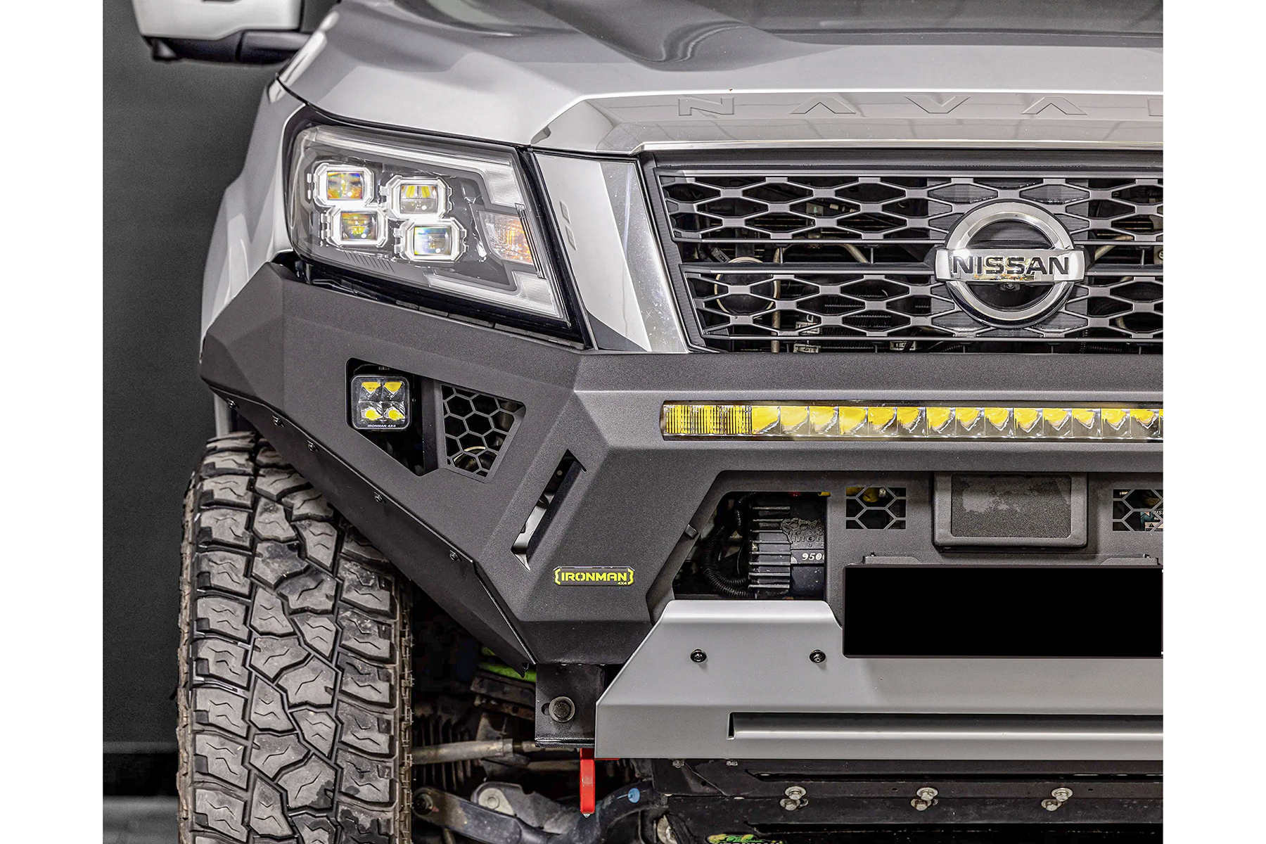 Ironman Raid Bull Bar & Lights Kit for Nissan Navara D23 NP300 2021-2025 - Image 3