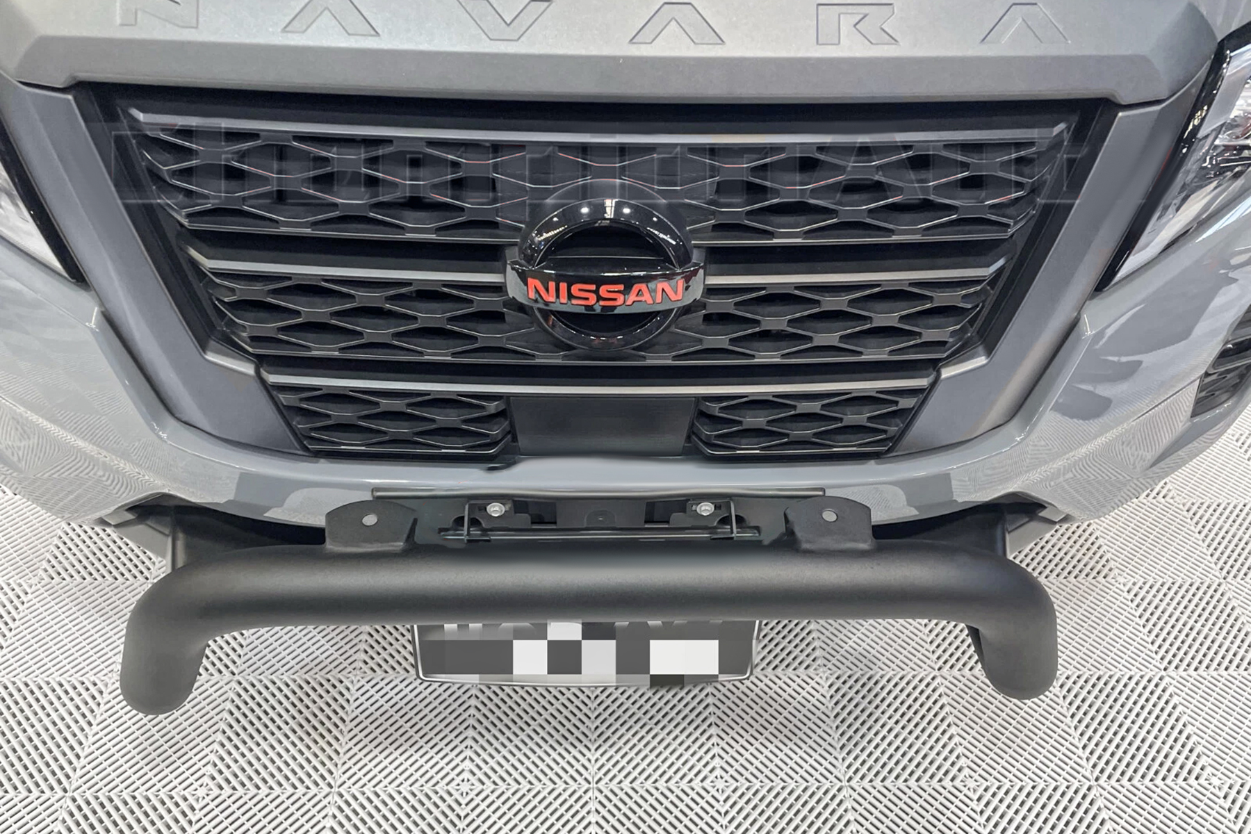 Black Nudge Bar for Nissan Navara NP300 D23 2021-2025 - Image 3