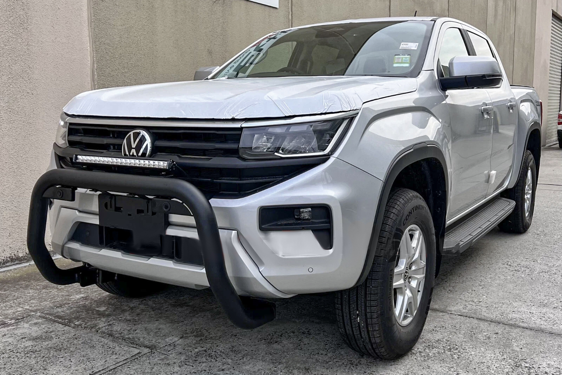 Black Nudge Bar for Volkswagen Amarok NF 2023-2026 - Image 3