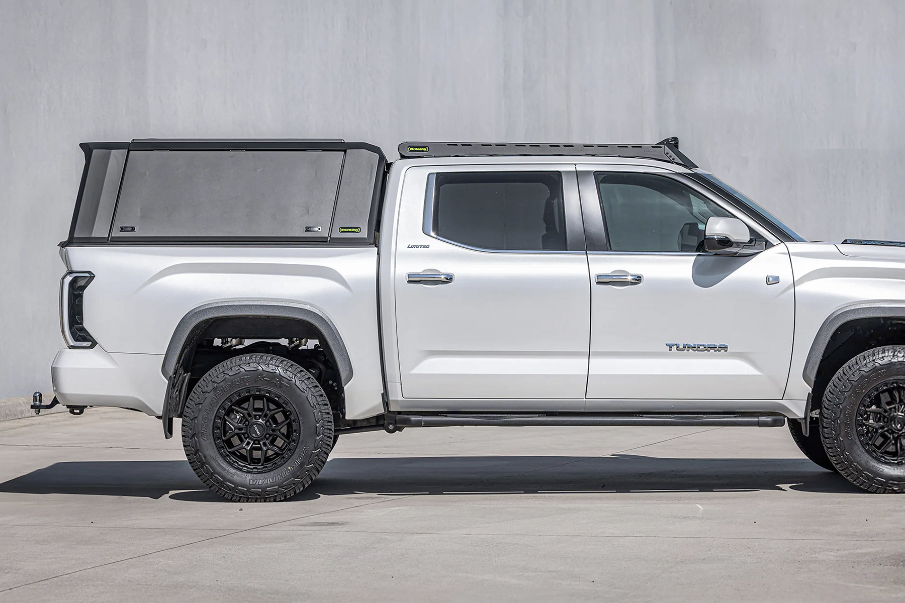 tundra-side-view-roof-rack