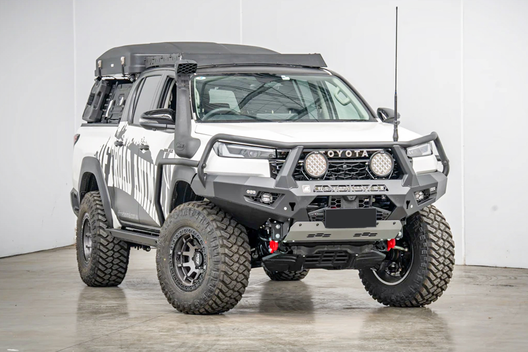 Offroad Animal Toro Bull Bar l Toyota Hilux N90 2025+ - Image 7