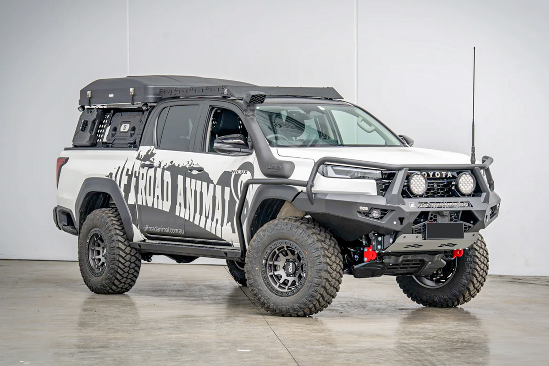 Offroad Animal Toro Bull Bar l Toyota Hilux N90 2025+ - Image 6