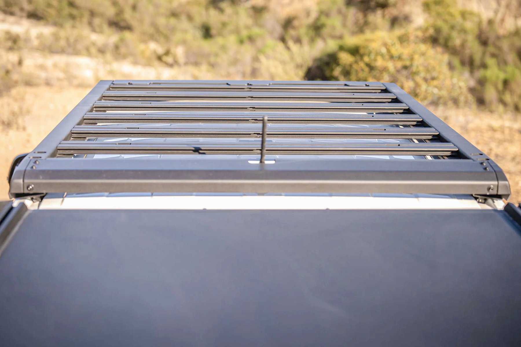 Raid-Platform-Roof-Rack-Top-View-IRONMAN-4X4