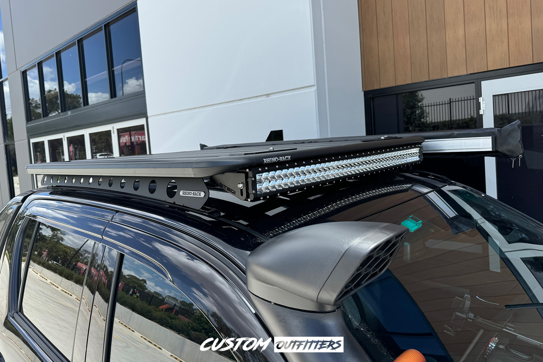 Toyota Hilux Rogue Build