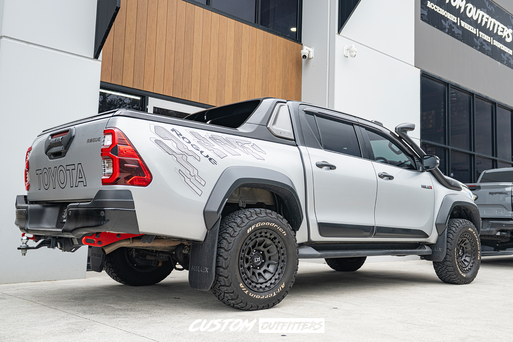 Toyota Hilux Rogue Build
